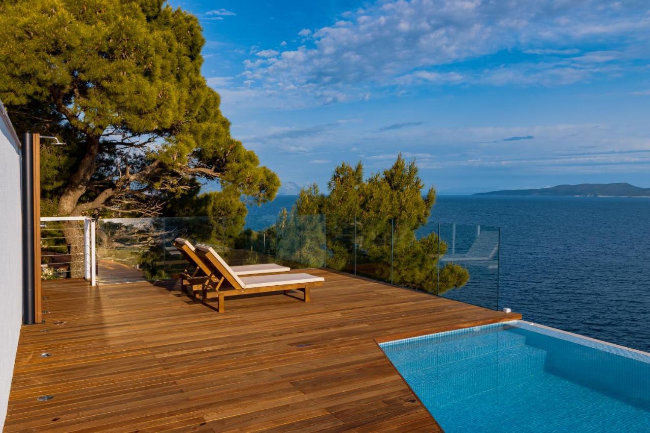 Luxury Apartments Villa Ruzmarina With New Heated Infinity Pool And Lounge Area Marusici  Exterior foto