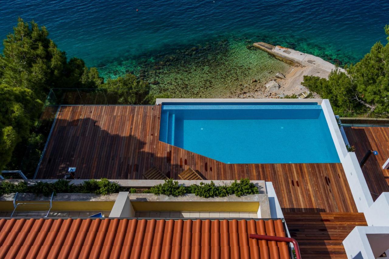 Luxury Apartments Villa Ruzmarina With New Heated Infinity Pool And Lounge Area Marusici  Exterior foto